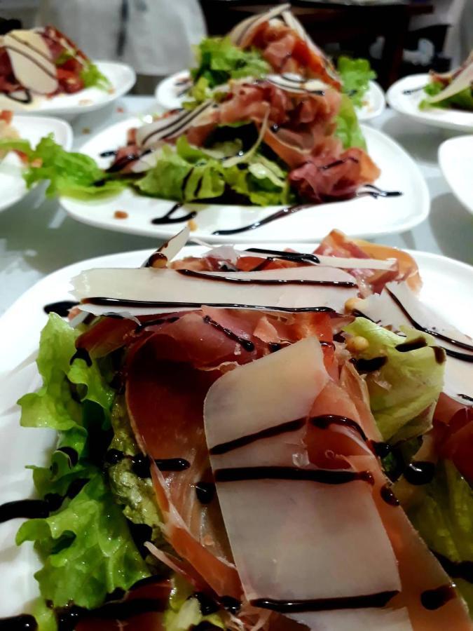Tsaghkunk Chef House Hotel & Restaurant เซวาน ภายนอก รูปภาพ