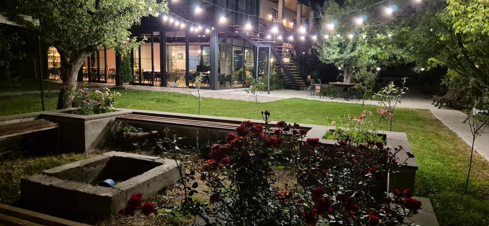 Tsaghkunk Chef House Hotel & Restaurant เซวาน ภายนอก รูปภาพ